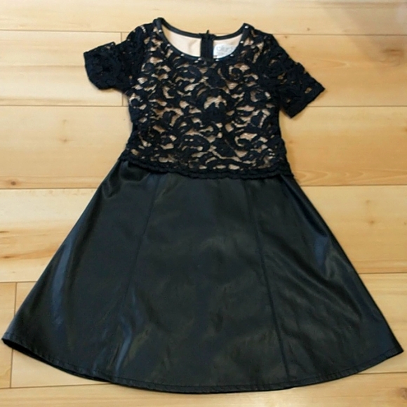 Blush dress - Picture 1 of 5